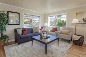 319 8th Ave in Kirkland, WA - Building Photo - Building Photo
