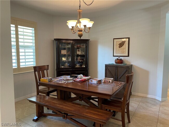 479 Saddlebrook Ln in Naples, FL - Building Photo - Building Photo