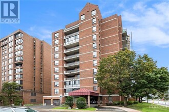 50-950 Emmerson Ave in Ottawa, ON - Building Photo - Building Photo