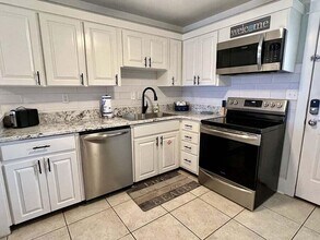 885 Santa Rosa Blvd in Fort Walton Beach, FL - Building Photo - Building Photo