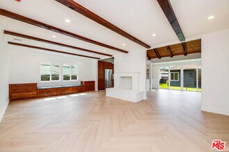 749 N Niagara St in Burbank, CA - Building Photo - Building Photo