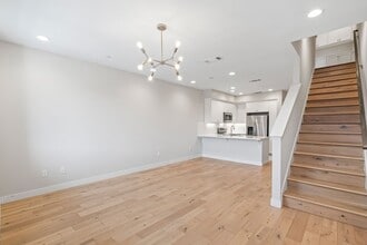 1266 Mission Rd in South San Francisco, CA - Building Photo - Building Photo