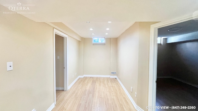 property at 9 Tournament Dr