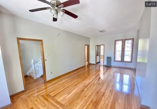 193 Beech St in Holyoke, MA - Building Photo - Building Photo