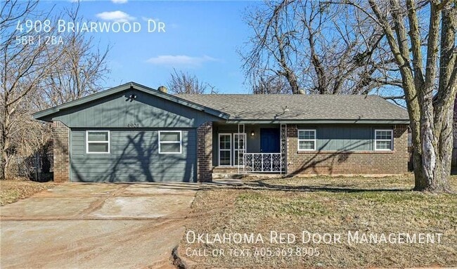 property at 4908 S Briarwood Dr