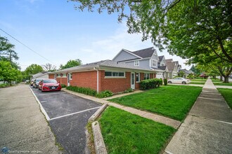 413 Wilson St in Downers Grove, IL - Building Photo - Building Photo