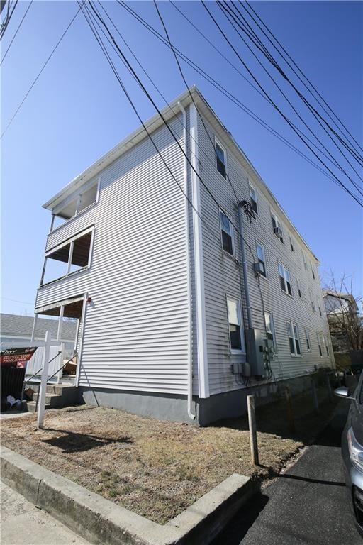 37 Foundry St in Woonsocket, RI - Building Photo - Building Photo