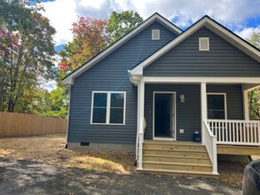 2420 Middle River Rd in Stanardsville, VA - Building Photo - Building Photo