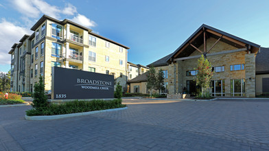 Broadstone Woodmill Creek in The Woodlands, TX - Building Photo - Building Photo