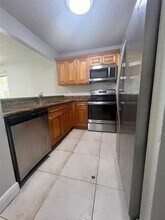 1621 Balfour Point Dr in Royal Palm Beach, FL - Building Photo - Building Photo