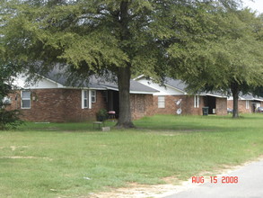 1216 Hale St in Waynesboro, GA - Building Photo - Building Photo