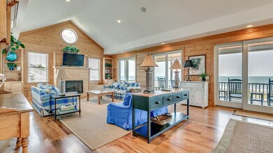 630 Parker Dr in Pawleys Island, SC - Building Photo - Building Photo