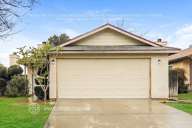 property at 2878 N Acacia Ave