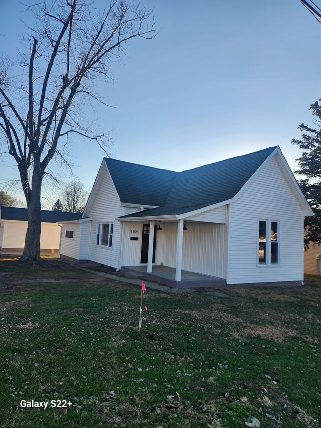 property at 1109 Washington Ave