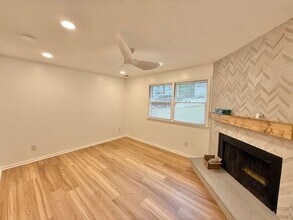 209 Bramble Ct in Raleigh, NC - Building Photo - Building Photo