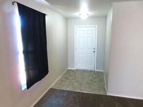 9535 Autumn Leaf Way in Reno, NV - Building Photo - Building Photo