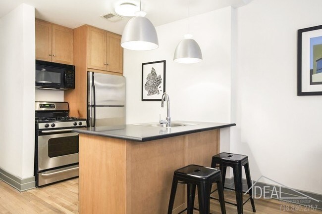131 Court St-Unit -5NN in Brooklyn, NY - Foto de edificio - Building Photo