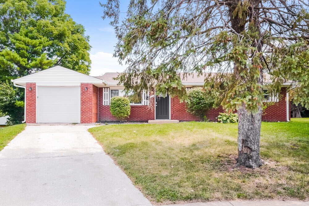 17 Gerry Ct in Beech Grove, IN - Building Photo