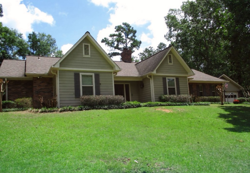 6704 11th Ave in Meridian, MS - Foto de edificio