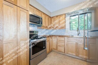 2104 NW 10th St in Ankeny, IA - Building Photo - Building Photo