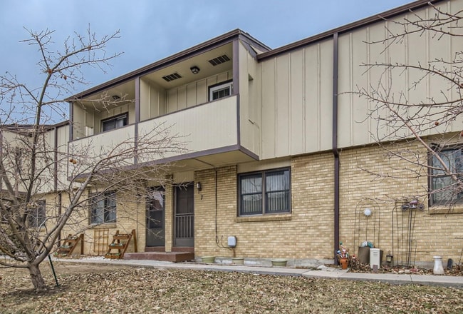 property at 1817 Quail St