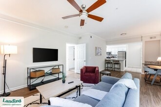 2801 Biltmore Park Dr in Orlando, FL - Building Photo - Building Photo