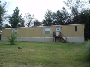 85-93 Cantrell Dr in Taylors, SC - Building Photo - Building Photo