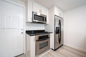 1712 SW 2nd Ave in Miami, FL - Building Photo - Building Photo