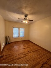 109 N Thomas Ave in Kingston, PA - Building Photo - Building Photo