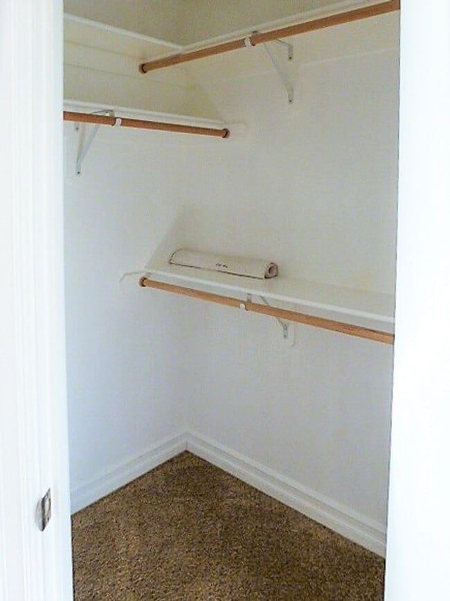 property at 2507 Locksley Ave SE