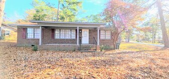 7525 Kisco Dr in Fayetteville, NC - Building Photo