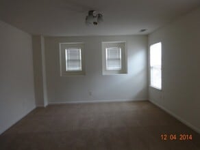 2026 La Rabyn Way in Yuba City, CA - Building Photo - Building Photo
