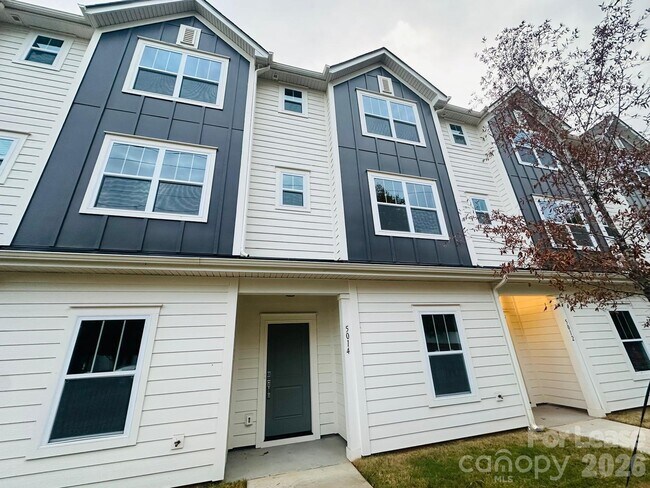 3930 Winterfield Pl in Charlotte, NC - Foto de edificio - Building Photo