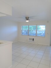 447 Windsor S in West Palm Beach, FL - Building Photo - Building Photo