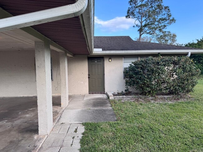 property at 915 Weatherbee Rd