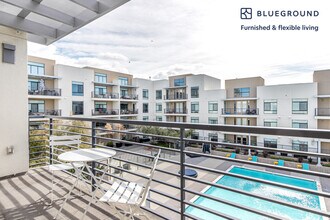 1725 S Bascom Ave, Unit FL4-ID441 in Campbell, CA - Building Photo - Building Photo