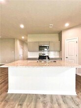 3143 Ravenwood St in Lake Charles, LA - Building Photo - Building Photo