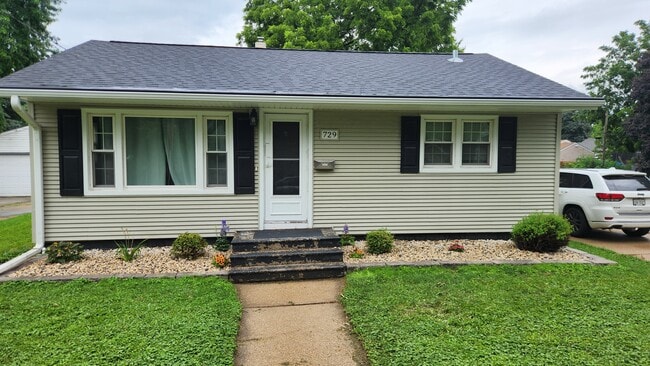 property at 729 Caroline St