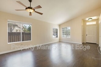 43004 Calle Jeminez in Temecula, CA - Building Photo - Building Photo