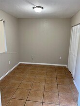 8215 SW 152nd Ave in Miami, FL - Building Photo - Building Photo