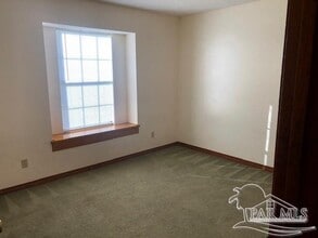 830 Christian Dr in Pensacola, FL - Building Photo - Building Photo