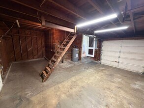 48 E Carolina St in Lebanon, OR - Building Photo - Building Photo