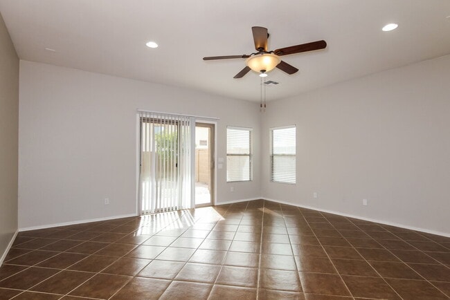 5217 W Shumway Farm Rd in Phoenix, AZ - Building Photo - Building Photo