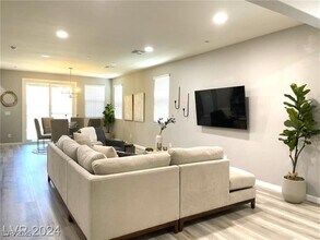 2828 Aragon Ter Wy in Henderson, NV - Building Photo - Building Photo