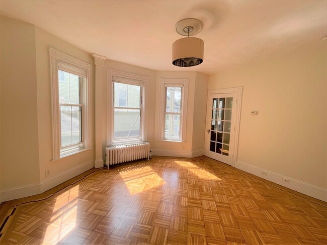 83 Dexter St, Unit 1