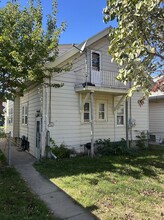 1222 S 74th St, Unit LOWER in West Allis, WI - Foto de edificio - Building Photo