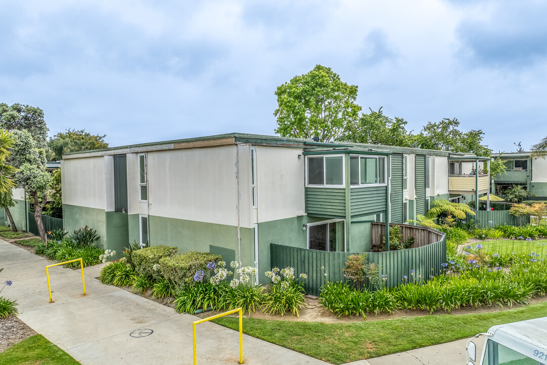 Buenaventura Gardens in Ventura, CA - Foto de edificio