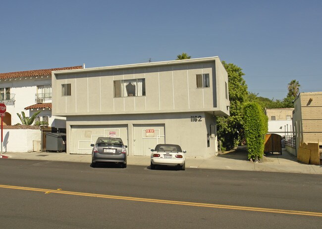 1162 N Gardner St in Los Angeles, CA - Building Photo - Building Photo