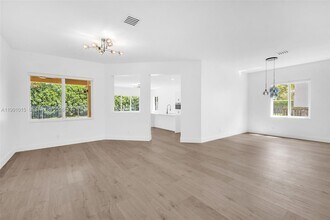 19381 Stonebrook St in Weston, FL - Building Photo - Building Photo