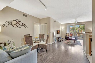 11760 St Andrews Place, Unit 204 in Wellington, FL - Building Photo - Building Photo